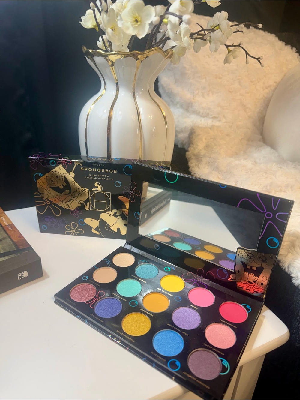 SPONGEBOB Bikini Bottom Eyeshadow Palette - Picture 6 of 16